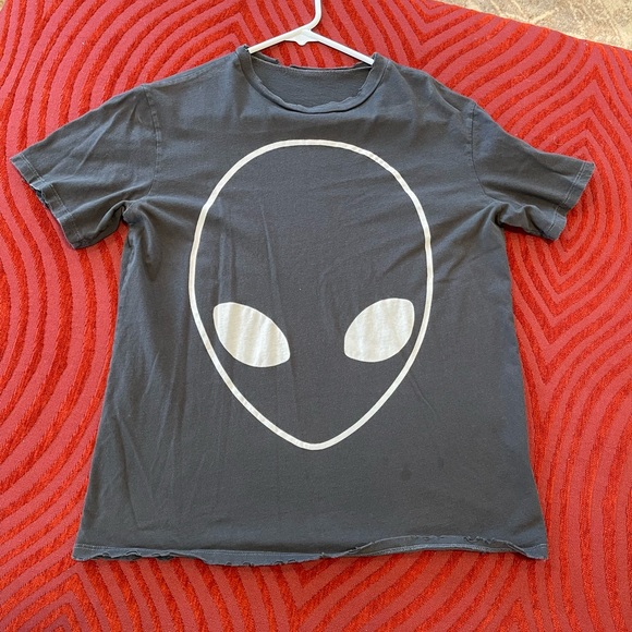 Lot of 9 Womens Tee’s medium/large size - Picture 16 of 16